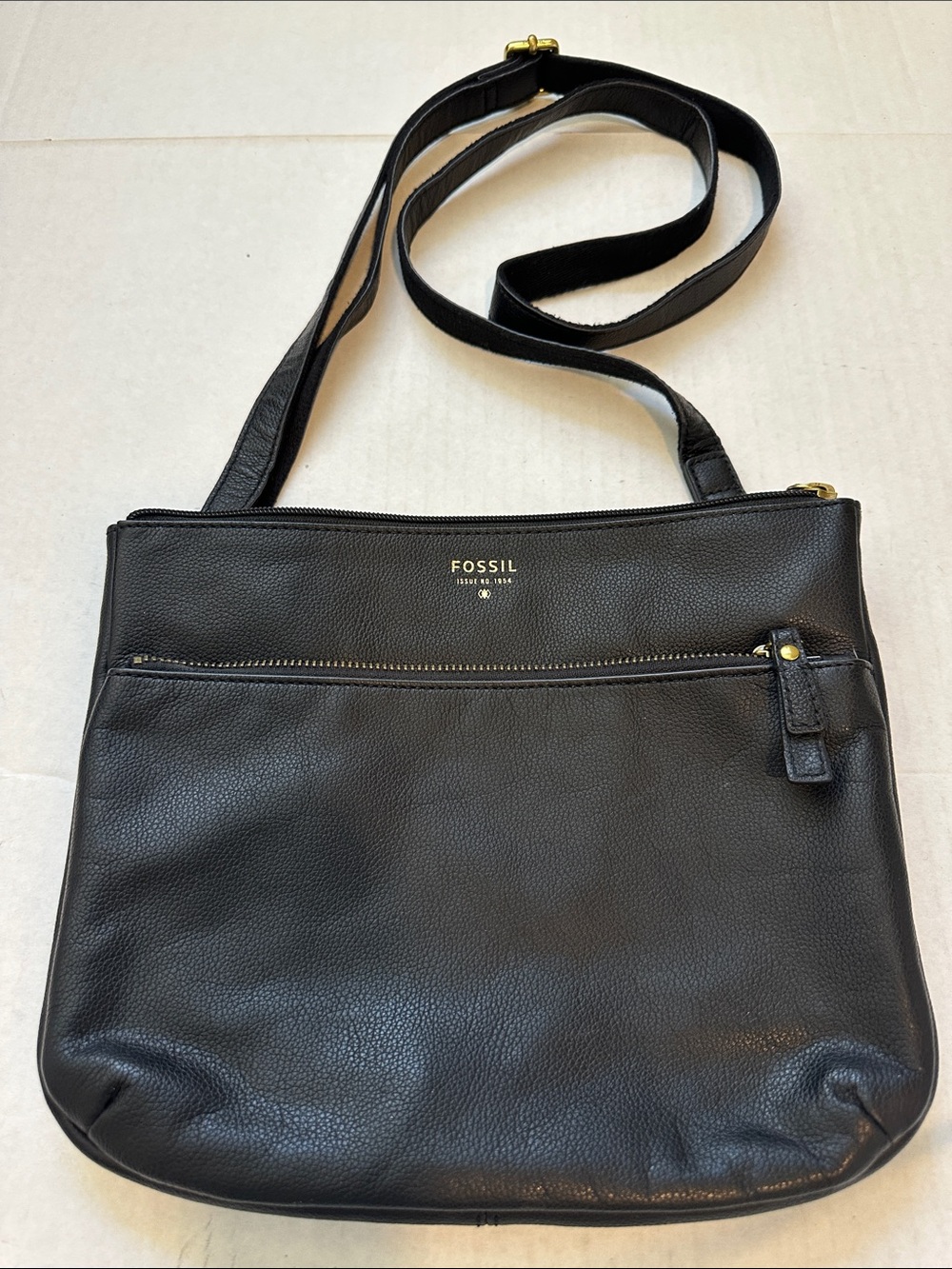 Fossil Black Leather Shoulder Crossbody with Gold Hardware